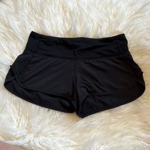 Lululemon Speed Up Short 2.5” Lined Size 6